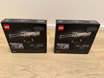LEGO Star Wars 40483 Luke Skywalker's Lightsaber - 2
