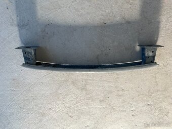 Ford C-max II - výztuha zadního nárazníku - 2