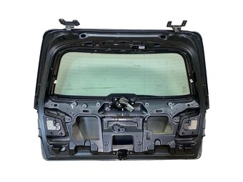 Páté dveře šedá metalíza 992 Mercedes Benz E220 kombi 2017 - 2