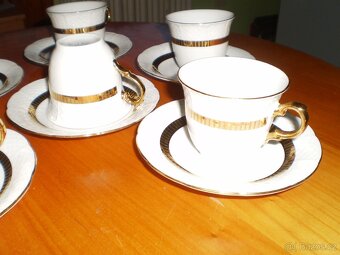 hrnečky s podšálky  ++neužívané - vitrina ++ THUN - 1970 - 2