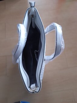 Bílá kabelka nová - 2