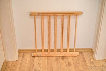 dřevěná zábrana na schody - 2