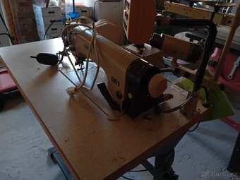 Průmyslový šicí stroj PFAFF 561 + jednotka Efka V730 - 2