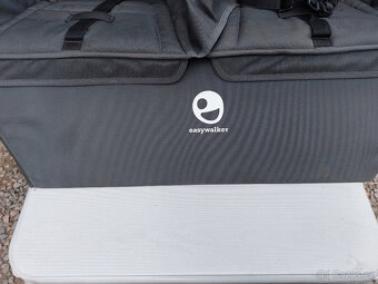 Prodám kočárek Easywalker duo (top stav) - 2