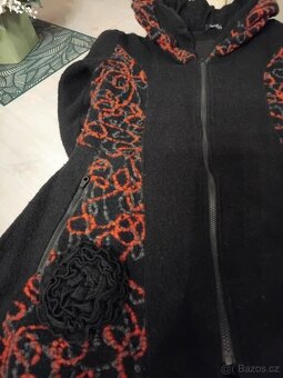 Italský zateplený kabat ojedinělý - 2