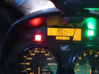 Honda XL 1000 Varadero - 2