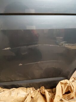 Pravé přední dveře T6 - 2