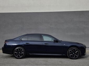 BMW 740d G70 X-Drive - 2