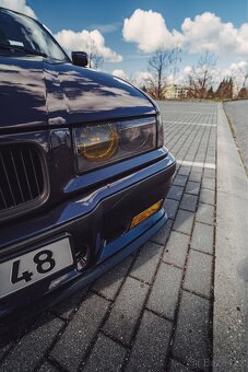 BMW e36 2.5i coupe - 2
