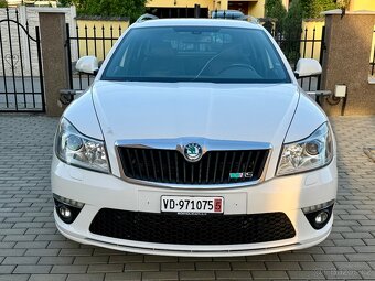 Škoda Octavia Combi Swiss RS II -2.0TSi 147Kw 200Ps. - 2