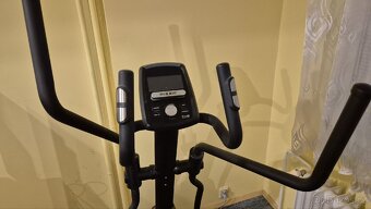 Fitness posilovací stroj Crosstrainer / jako nový / - 2