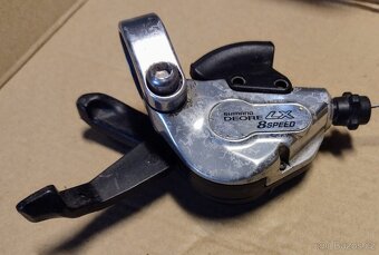 Řadící páčka Shimano LX SL-M569 pravá 8pol. - 2