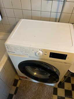 Pračka Indesit 6 kg prádla - 2