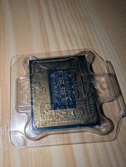 Prodám procesor Intel Core i5-13400F – stav neznámý - 2