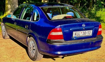 OPEL VECTRA B 1.6 16V - 2