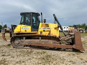 BULDOZER NEW HOLLAND D 180 - 2