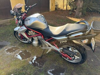 Kawasaki ER 6N - cenu snižuji - spěchá. - 2