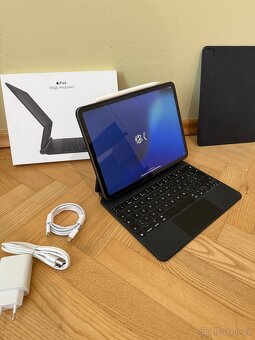 iPad Pro 11″ 2020 + Magic Keyboard + Apple Folio + Pencil 2 - 2