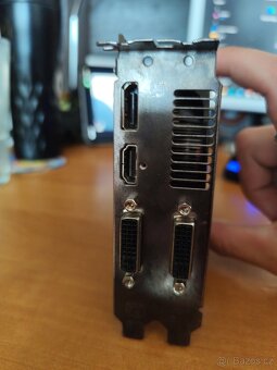 GPU ATI RADEON HD 5770 1GB - 2