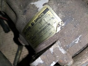 Lancia Thema kompresor klimatizace - 2