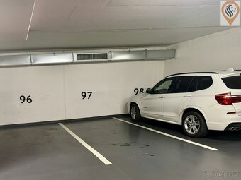 Pronájem garážového stání 15 m² - 2