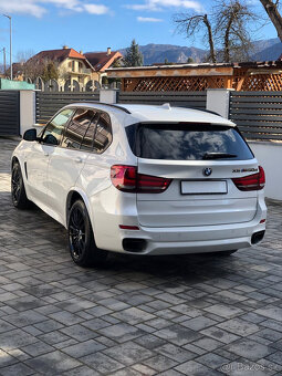 BMW X5 M50d 280kW F15 M Packet 2016, Biela perleť - 2