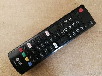 Televize LG 32LM6300PLA - 2