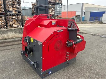 Štípací automat Collino Adelux 800 (32cm/15tun) - 2