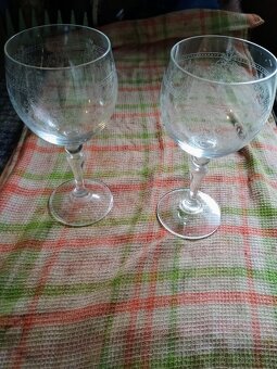 Sklenice na víno - 2