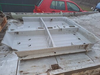 Podlaha Skoda120 -Rapid - 2