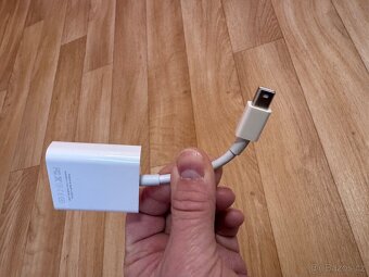Apple kabely – iPhone + VGA MacBook Air TOP STAV - 2