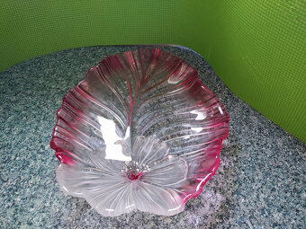 skleněný tác ve tvaru listu - 2
