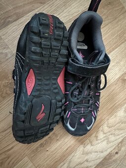 Tretry dámské  Specialized vel. 37 - 2