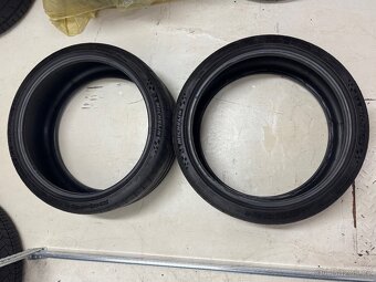 2x Michelin Cup2 245/35 R20 - 2