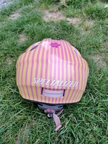 Prodám dětskou helmu SPECIALIZED vel. 50-55cm - 2
