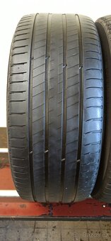Michelin 255/45 R20 101W 1x4,5-5,5mm; 1x3,5-4,5mm - 2