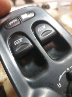 Ovladač oken Alfa romeo 147 5 dveřová verze - 2