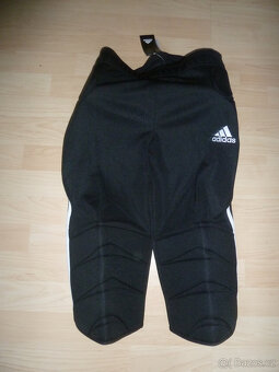 Nové pánské brankářské tříčtvrťáky šortky Adidas vel.M - 2