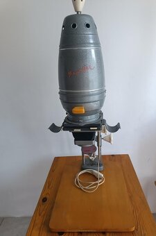 Zvětšovací přístroj Magnifax - 2
