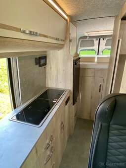 Obytná vestavba do vozu Mercedes Sprinter - 2
