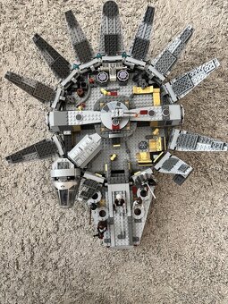 Millennium Falcon - 2