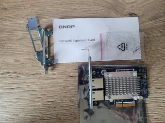 QNAP QXG-5G2T-111C - 2 portová 5 Gbps LAN karta - 2