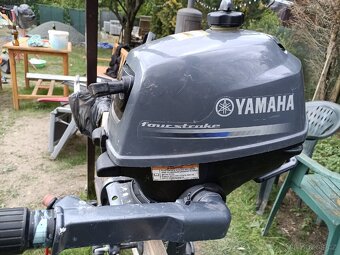 Lodní motor Yamaha 2,5 HP - 2