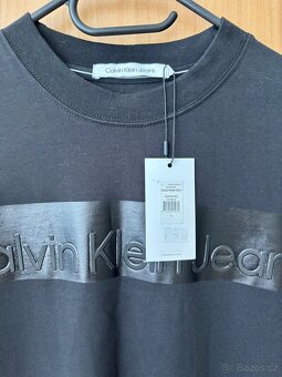Nové šaty Calvin Klein - 2