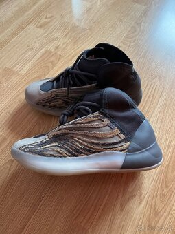 Adidas Yezzy QNTM Amber Tint - 2