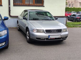 Audi A4 sedan 1995 - 2