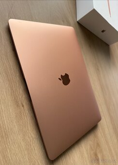 Apple MacBook Air 13" M1 - skvělý stav, originální balení - 2