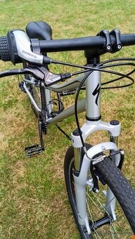 SPECIALIZED Hotrock 24 - 2