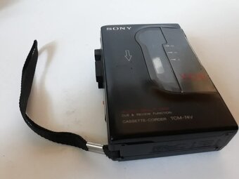 Dobrý den prodám vše krásně funguje Diktafon SONY TCM-74V - - 2