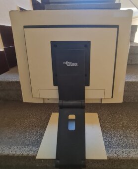 Monitor k PC - 2